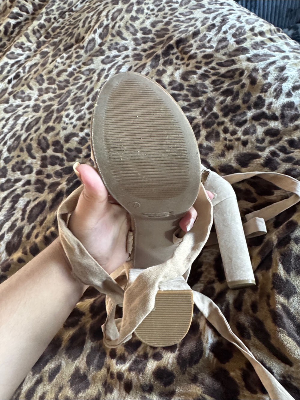 Wild Diva Beige Suede Platform Ankle Tie Heels - Picture 2 of 3